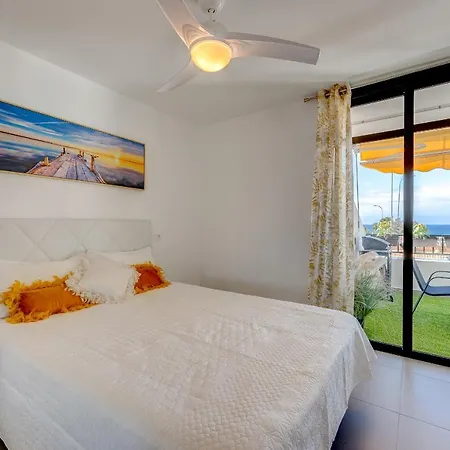 Apartment Buenavista Sunflower In Playa La Arena Puerto de Santiago (Tenerife)